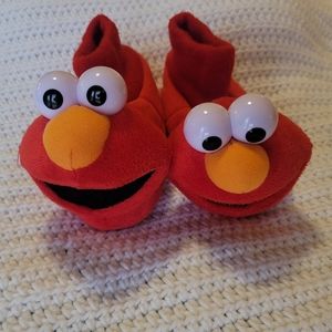 Elmo Slippers